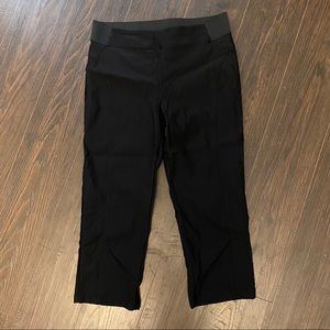 🌿 Simply Vera Vera Wang Black Capris